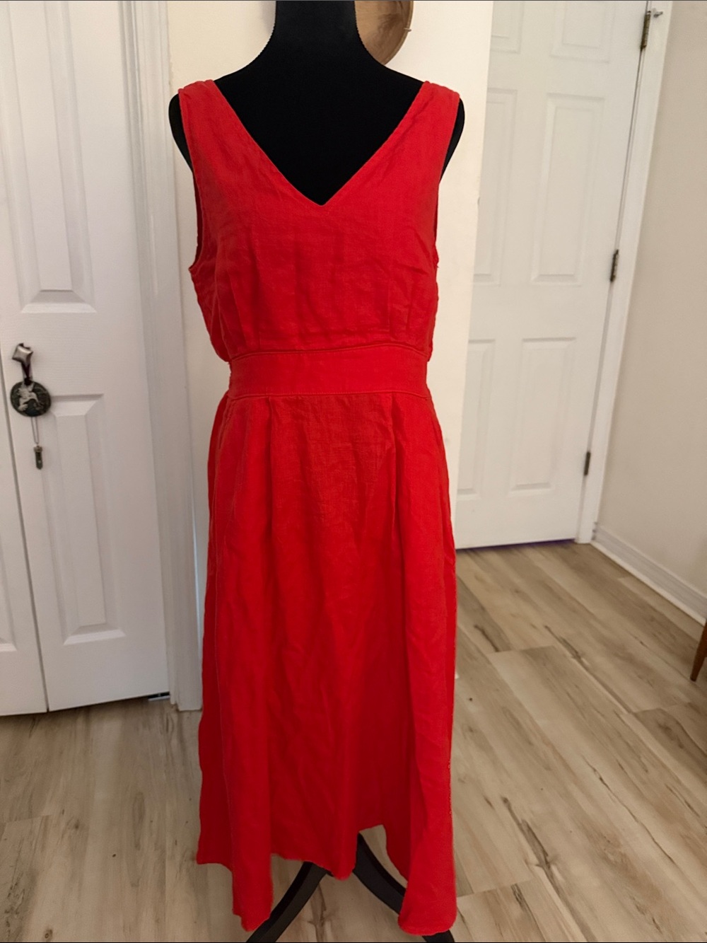 Cynthia Rowley Vibrant Red Sleeveless 100% Linen V-Neck Maxi Dress